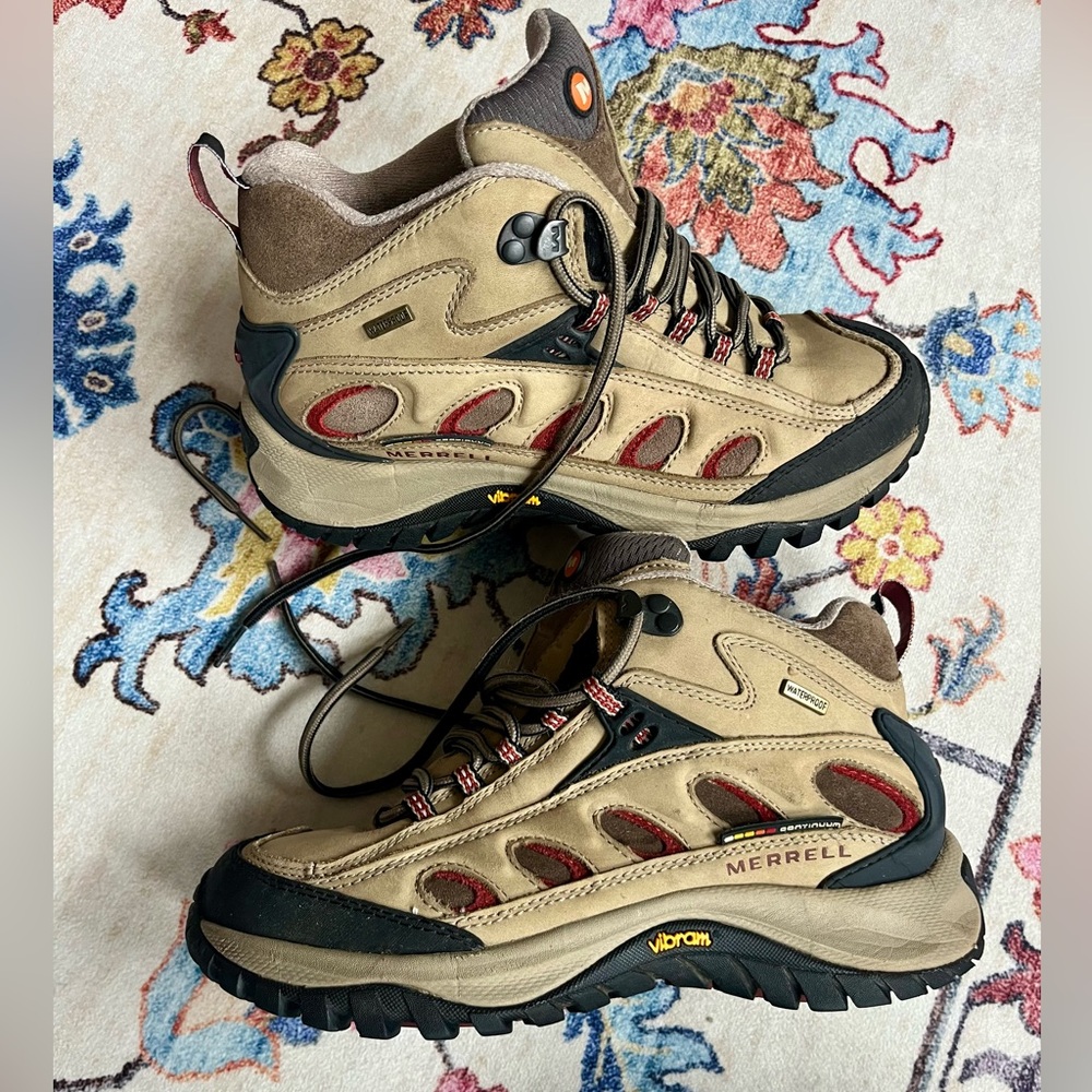 Merrell Women’s Hiking Boots, size 7.5